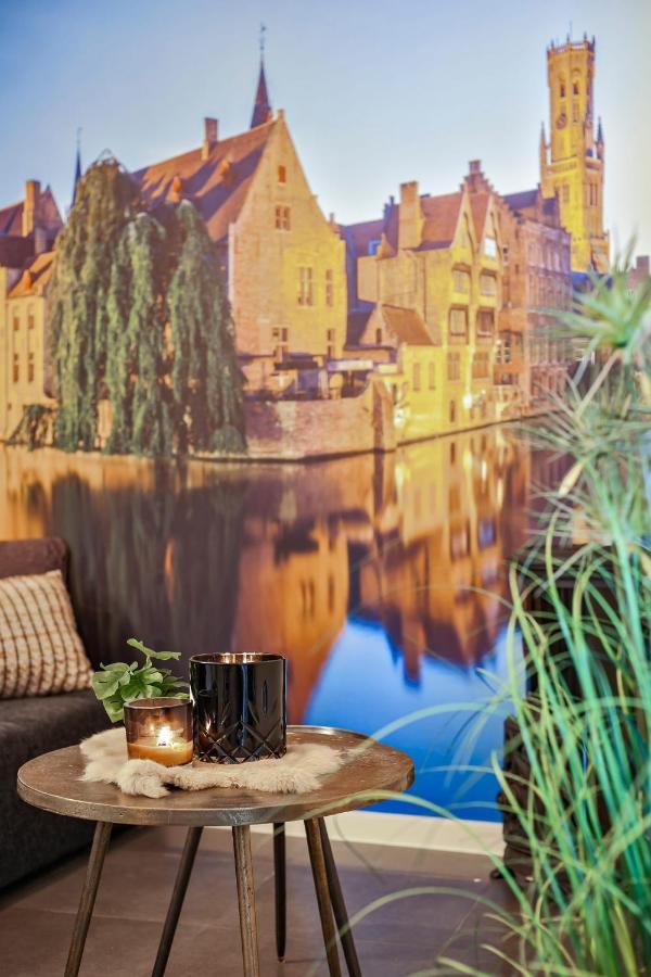 Huswell - Charming Getaway In The Historical City Center บรูจส์ ภายนอก รูปภาพ